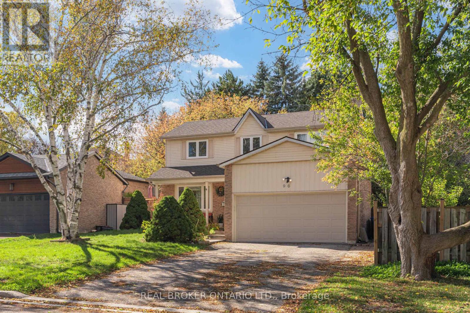 96 RUTLEDGE AVENUE, Newmarket (Huron Heights-Leslie Valley) — photo 2