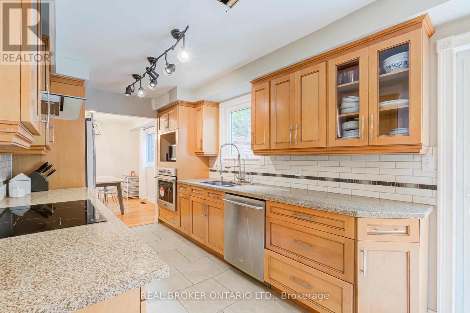 96 Rutledge Avenue — photo 20