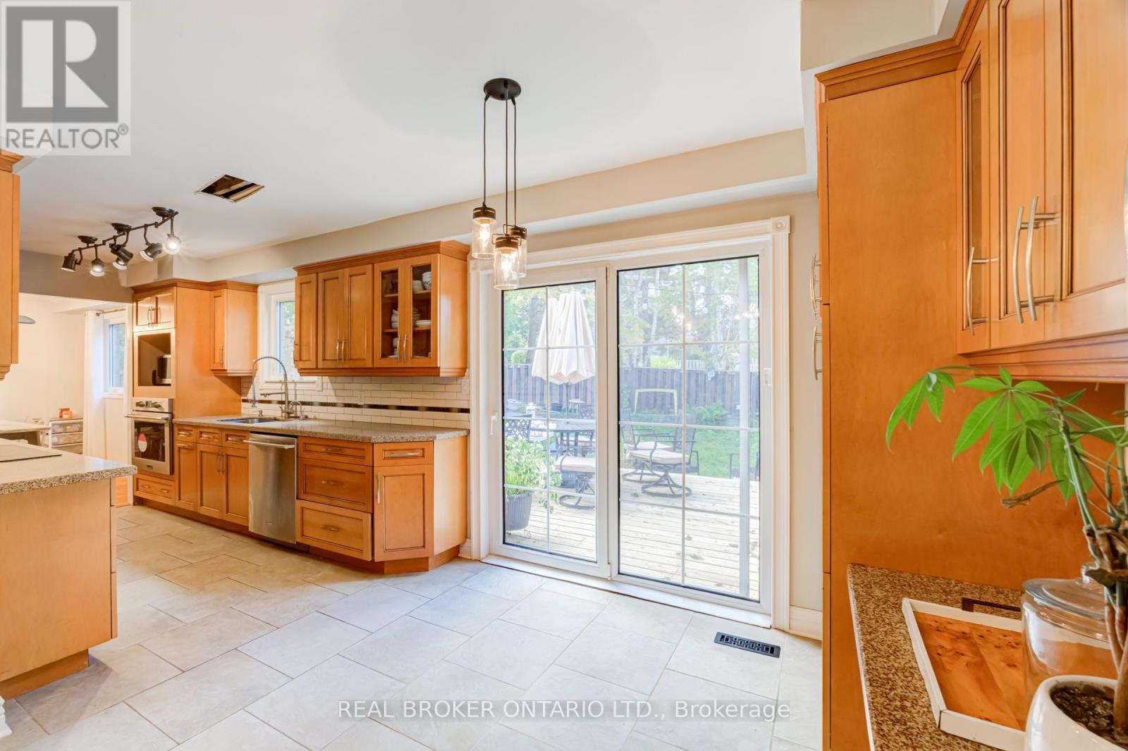 96 Rutledge Avenue — photo 24
