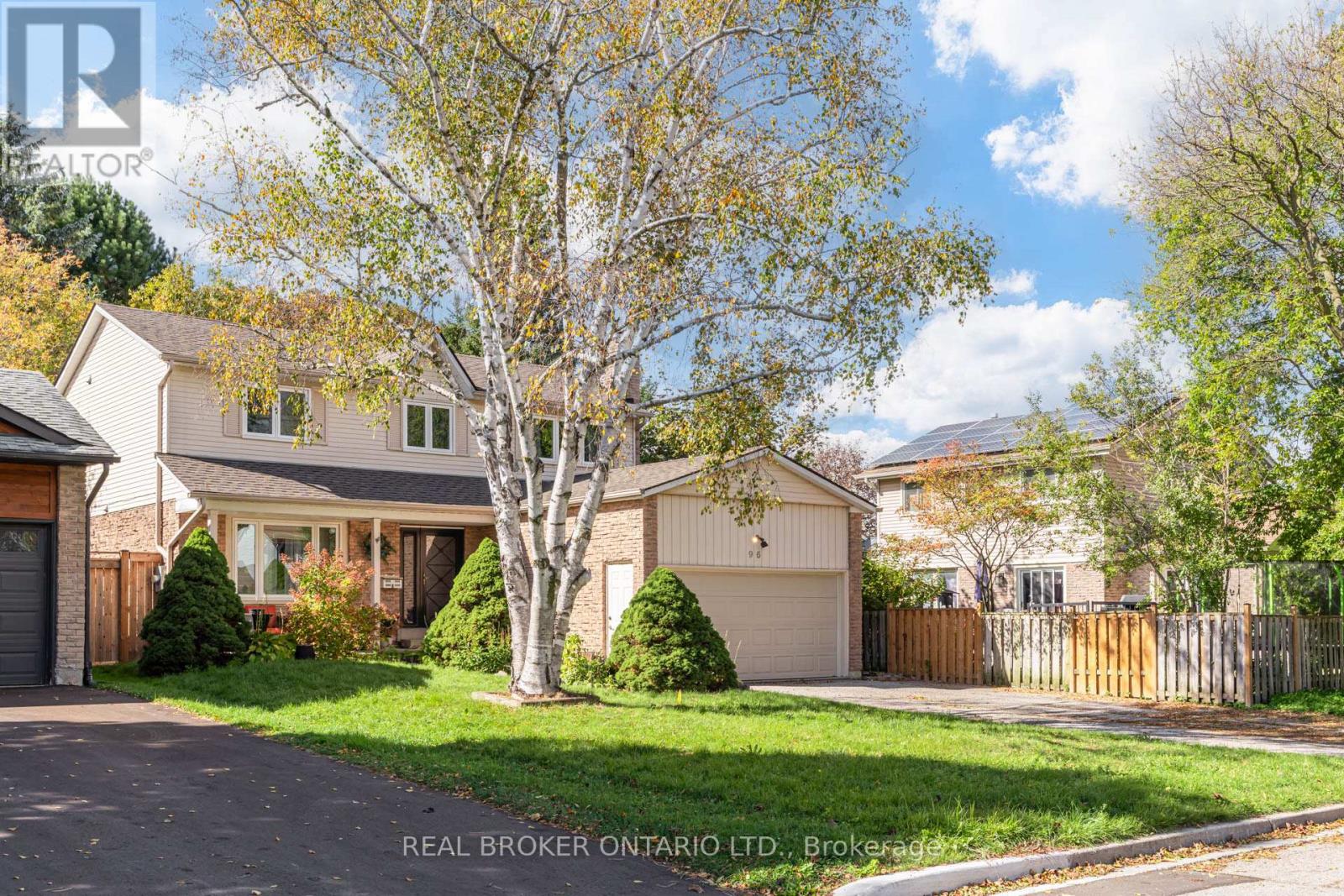 96 RUTLEDGE AVENUE, Newmarket (Huron Heights-Leslie Valley) — photo 3