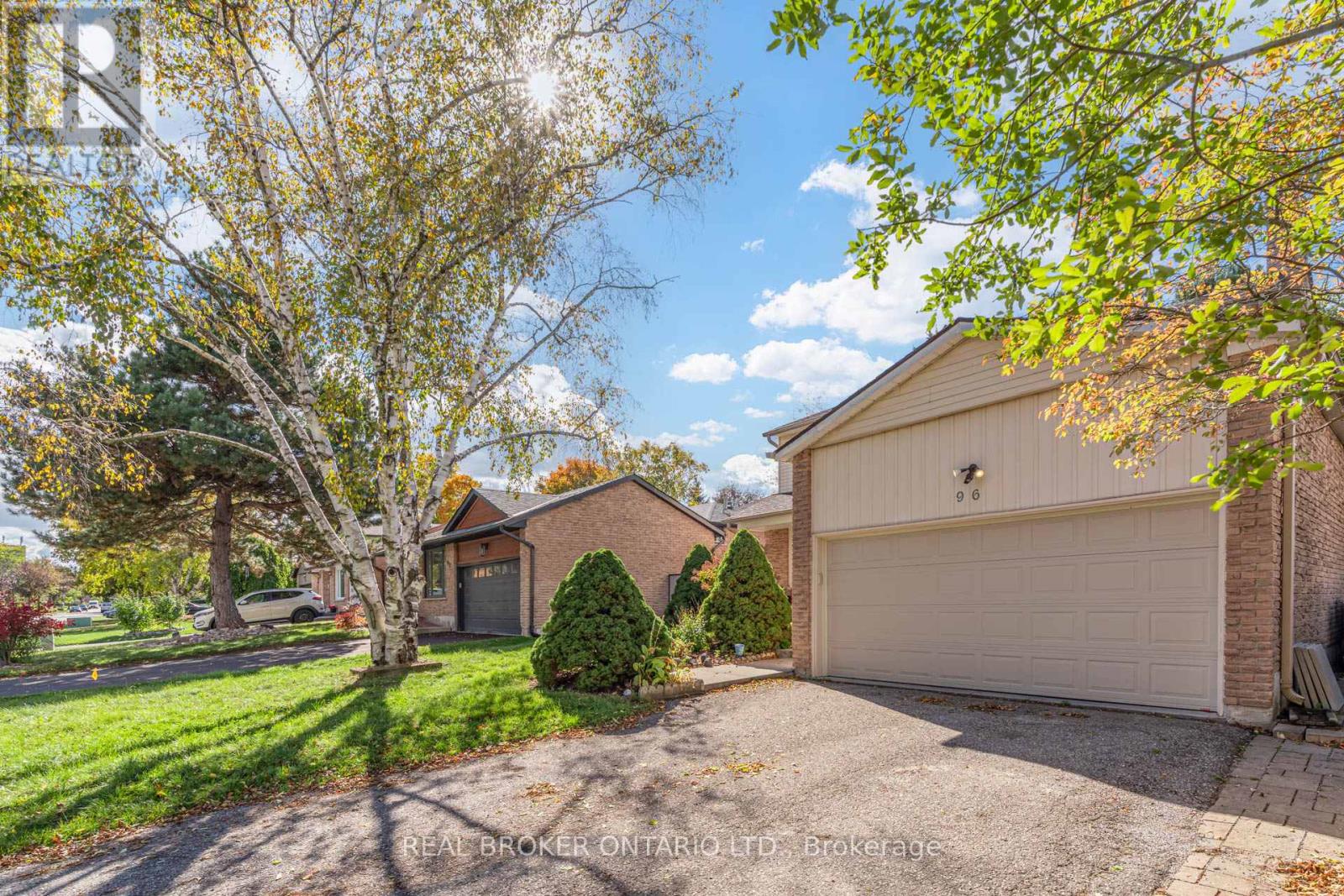 96 RUTLEDGE AVENUE, Newmarket (Huron Heights-Leslie Valley) — photo 4