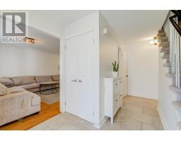 96 Rutledge Avenue, Newmarket, ON L3Y5T4 Photo 12