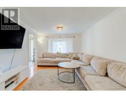 96 Rutledge Avenue, Newmarket, ON L3Y5T4 Photo 14
