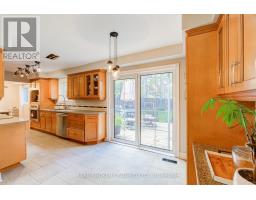 96 Rutledge Avenue, Newmarket, ON L3Y5T4 Photo 24