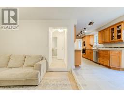 96 Rutledge Avenue, Newmarket, ON L3Y5T4 Photo 28