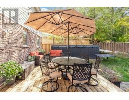96 Rutledge Avenue, Newmarket, ON L3Y5T4 Photo 31