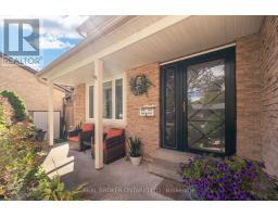 96 Rutledge Avenue, Newmarket, ON L3Y5T4 Photo 8