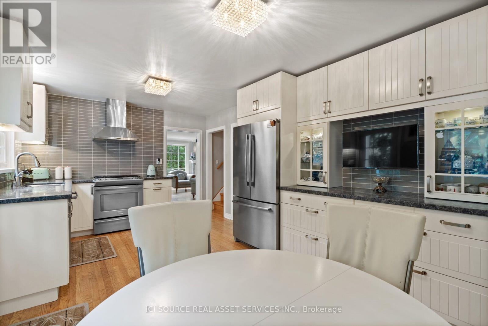 109 Highland Lane, Richmond Hill, ON photo 11