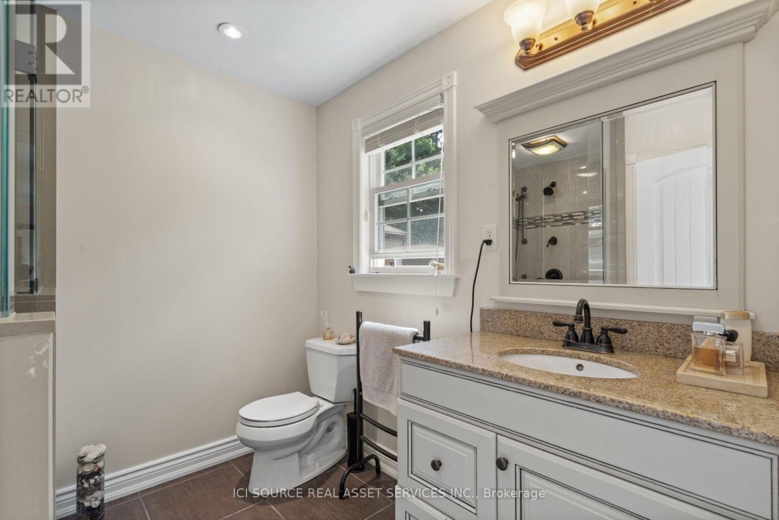 109 Highland Lane, Richmond Hill, ON photo 19