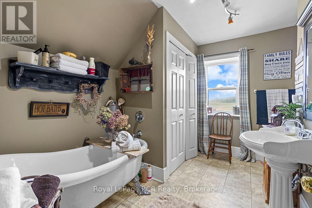 3998 Bruce Rd 3 Road — photo 41