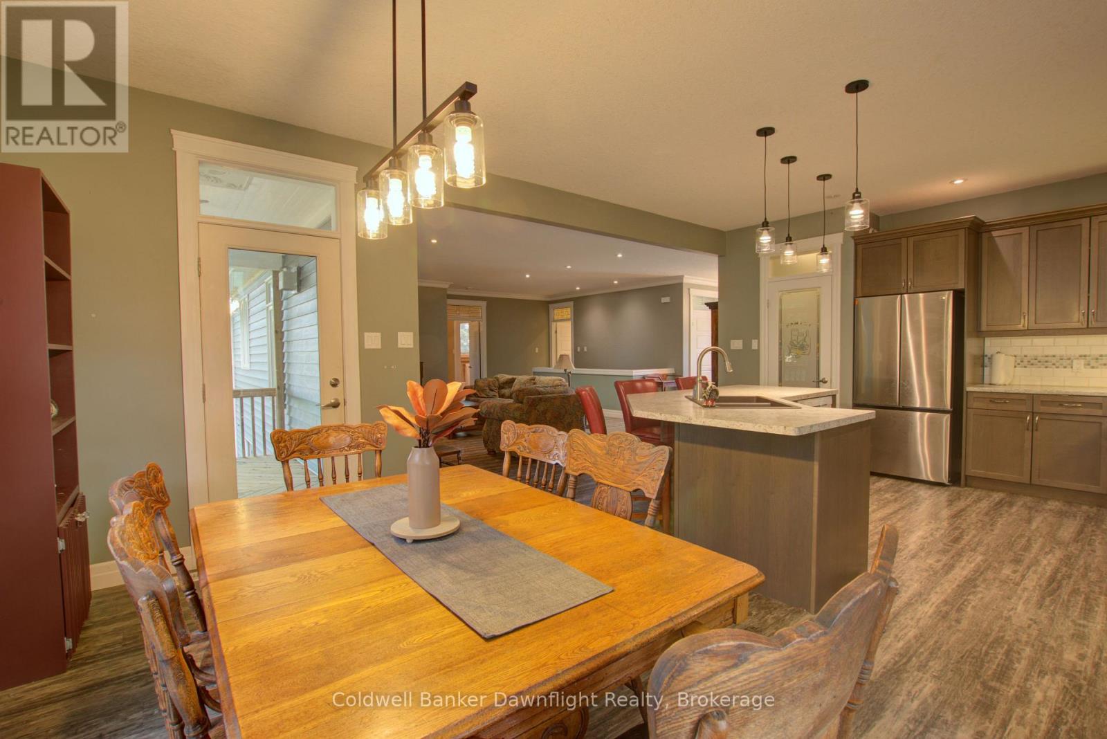 54 LORNE AVENUE, Bluewater (Hensall) — photo 8