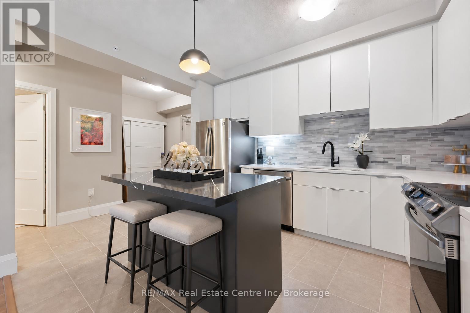 #807 73 ARTHUR STREET S - 4