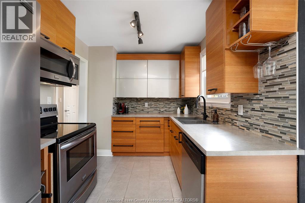 1245 Fairview Boulevard — photo 12