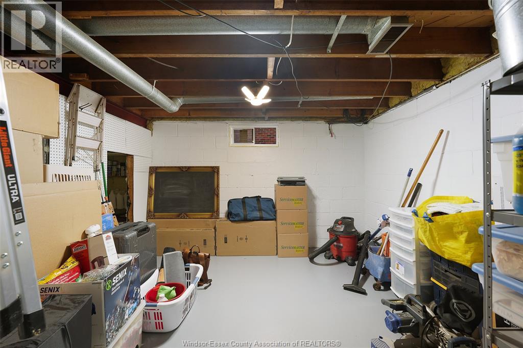 1245 Fairview BOULEVARD - 21