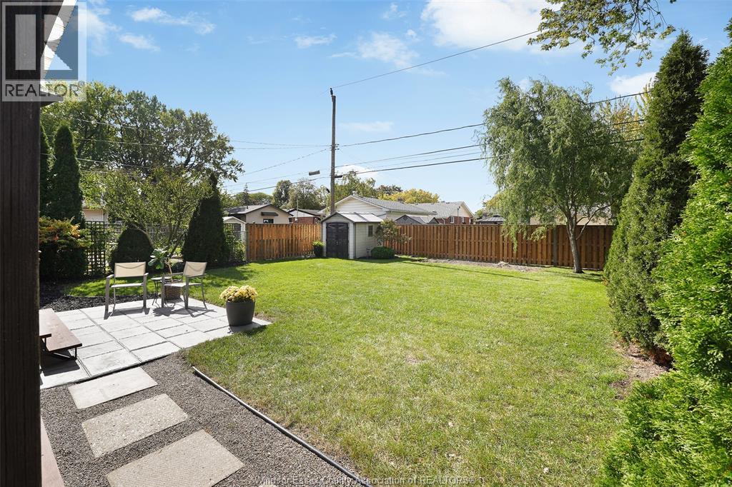 1245 Fairview BOULEVARD - 22