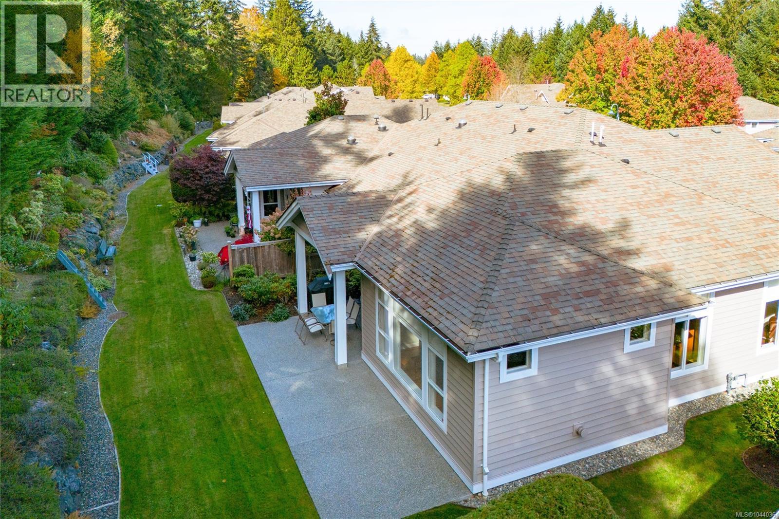 1384 Cape Cod Dr, Parksville - Image 1