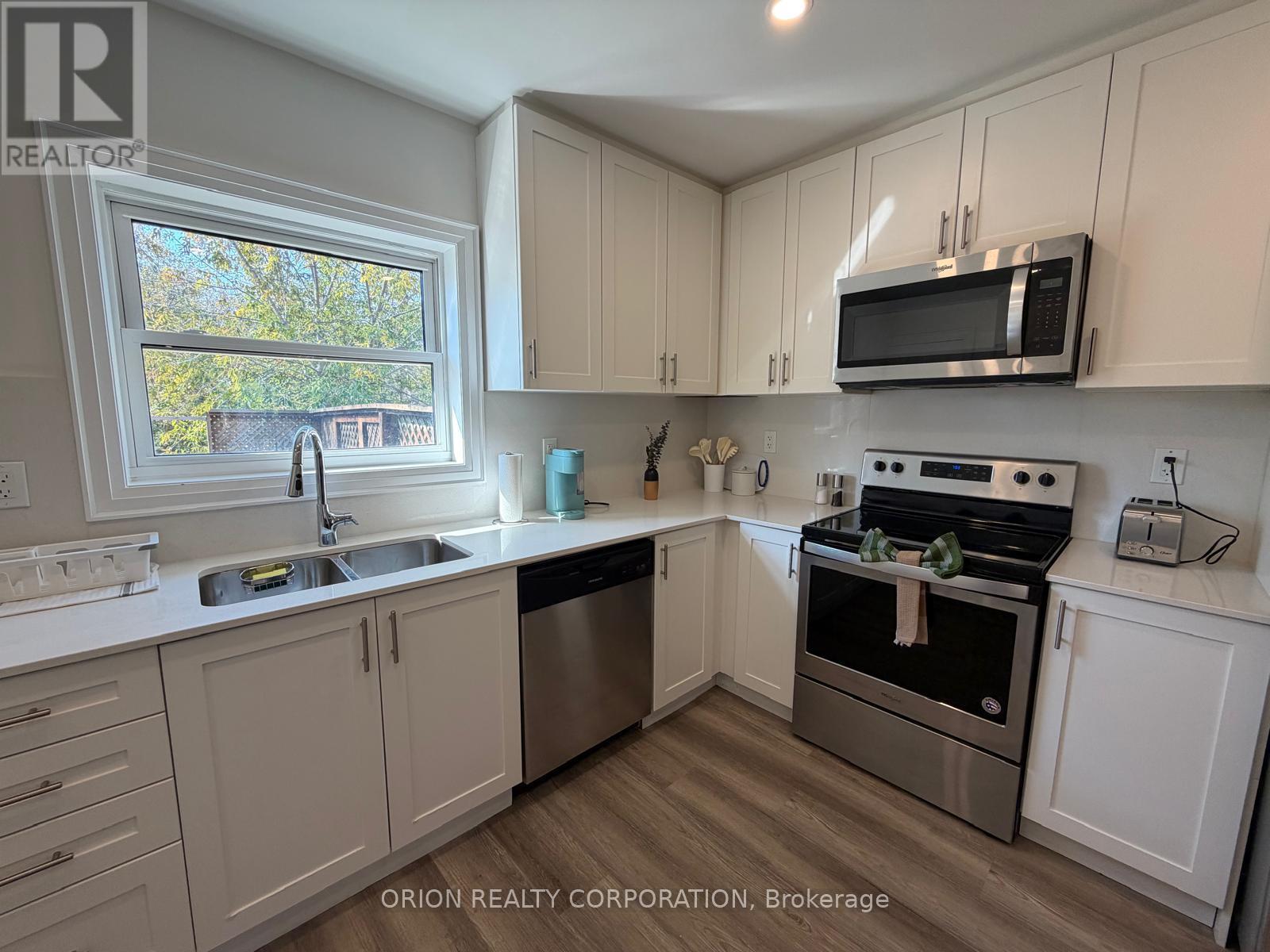 1016 Haig Boulevard — photo 13