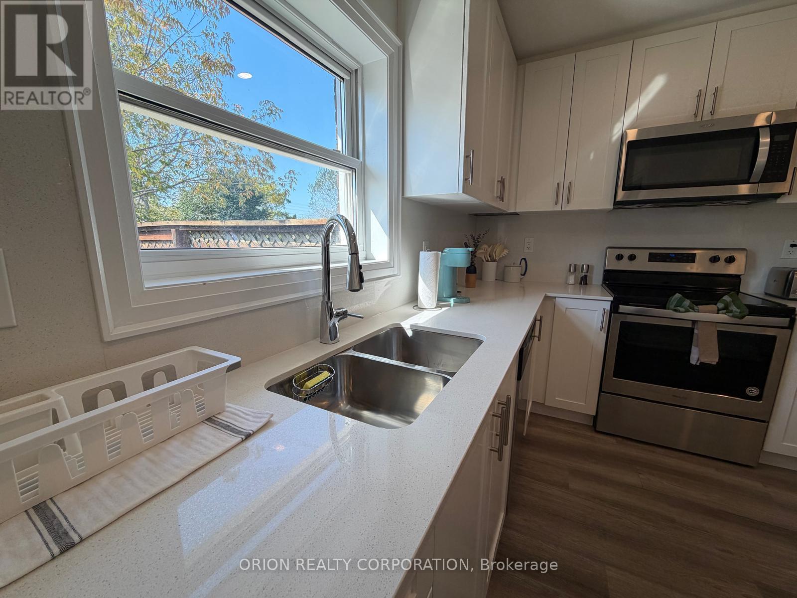 1016 Haig Boulevard — photo 14