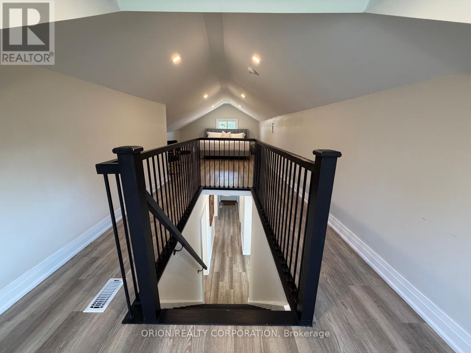 1016 Haig Boulevard — photo 30