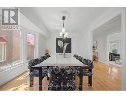 Family room - 329 Kingsbridge Garden Circle, Mississauga, ON L5R1K9 Photo 9