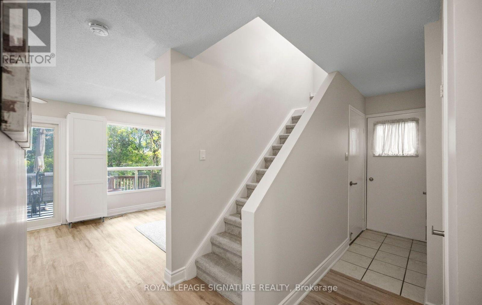 2092 Hunt Crescent, Burlington, ON photo 21