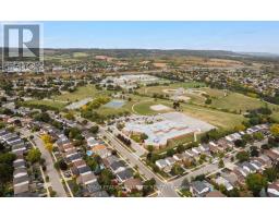 2092 Hunt Crescent, Burlington, ON L7M2N9 Photo 36