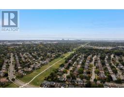 2092 Hunt Crescent, Burlington, ON L7M2N9 Photo 38
