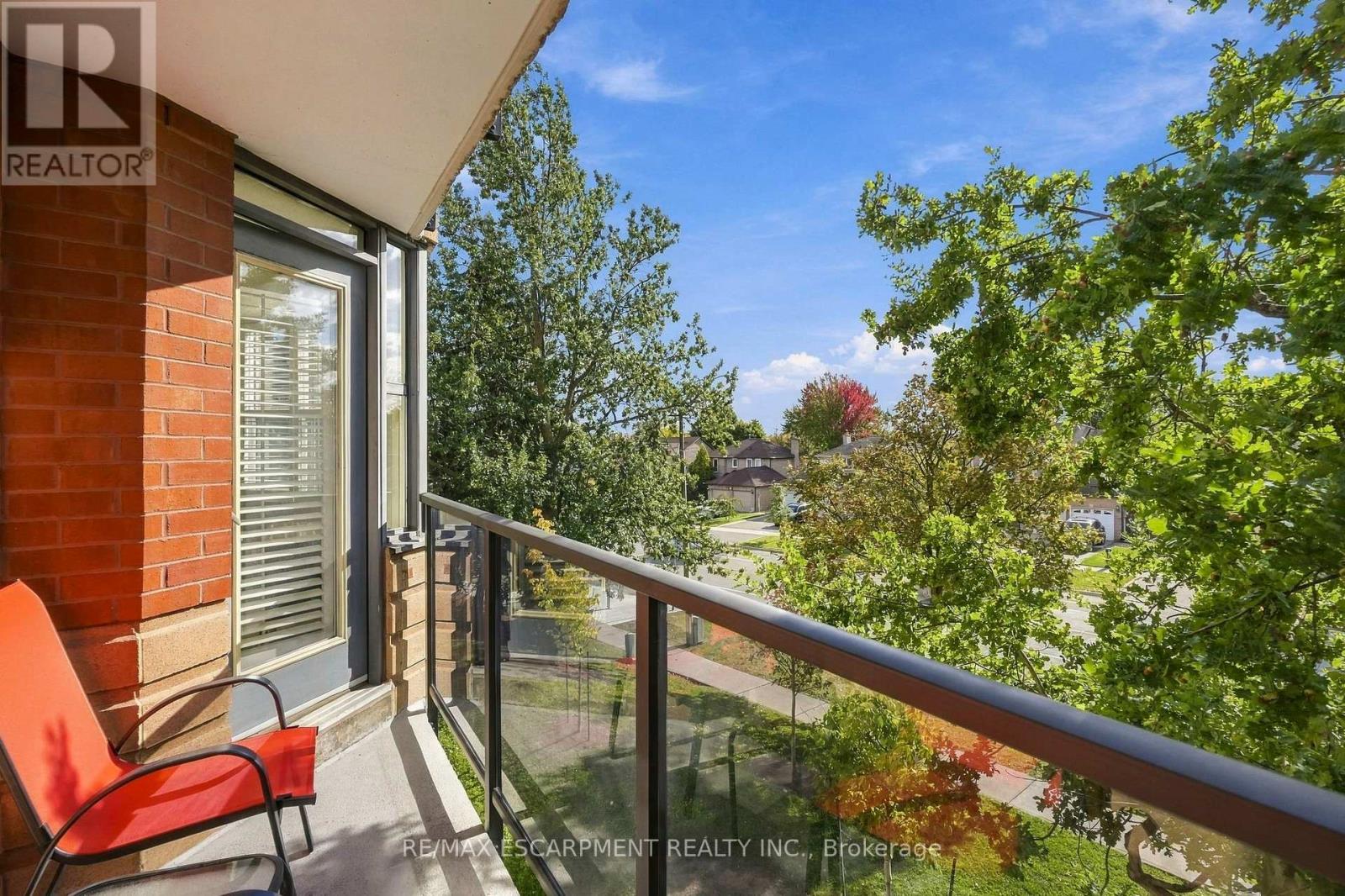 208- 2199 Sixth Line, Oakville, ON photo 24