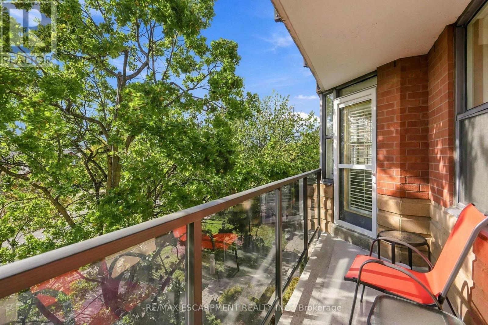 208- 2199 Sixth Line, Oakville, ON photo 25