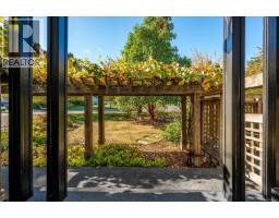 2404 Glenayr Dr, Nanaimo, BC V9S3E7 Photo 37