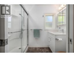 2404 Glenayr Dr, Nanaimo, BC V9S3E7 Photo 35