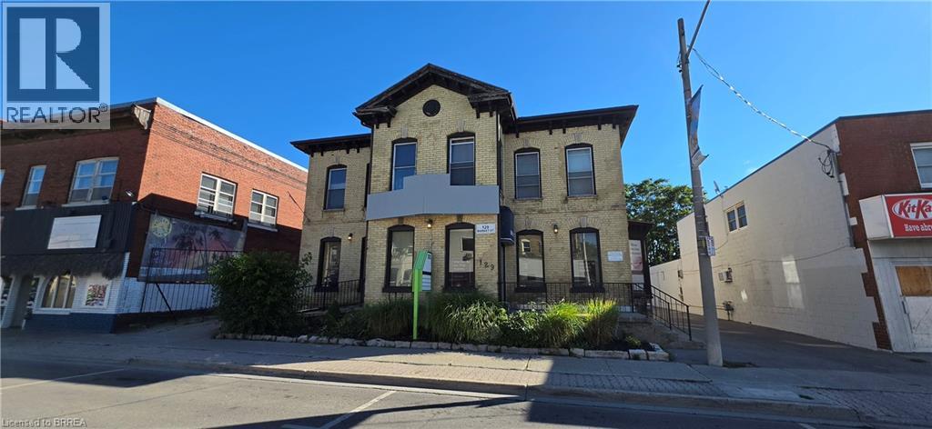 129-131 MARKET Street, Brantford