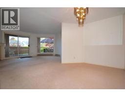 Kitchen - 2176 2600 Ferguson Rd, Central Saanich, BC V8M2C1 Photo 8