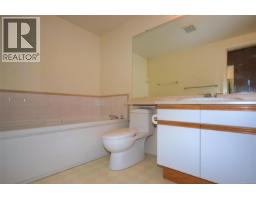 Living room - 2176 2600 Ferguson Rd, Central Saanich, BC V8M2C1 Photo 10