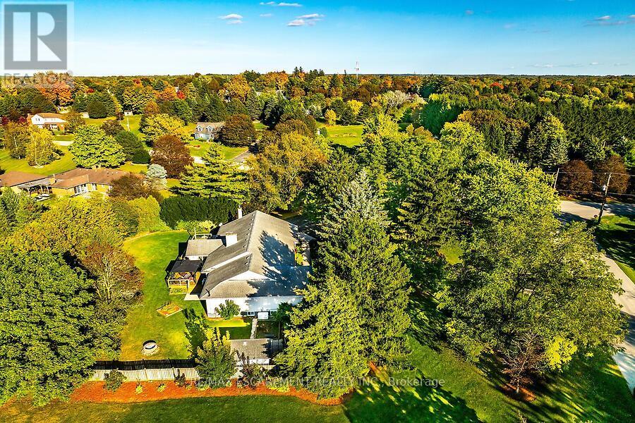 2 KARENDALE CRESCENT - 45
