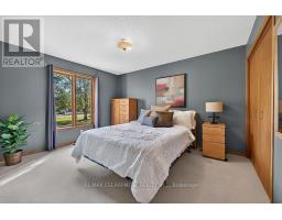 2 Karendale Crescent, Hamilton, ON L8B0Z6 Photo 27