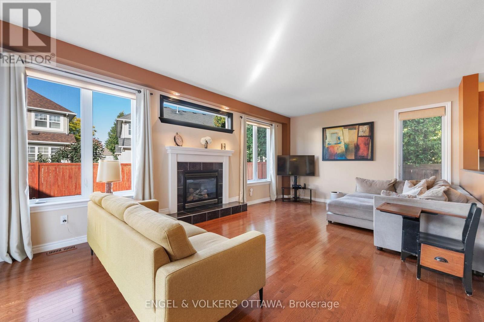 5 Valencia Street — photo 16