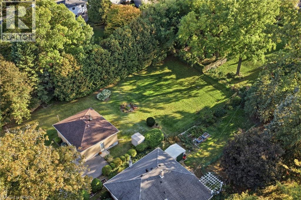 21 Hillcrest Avenue — photo 24