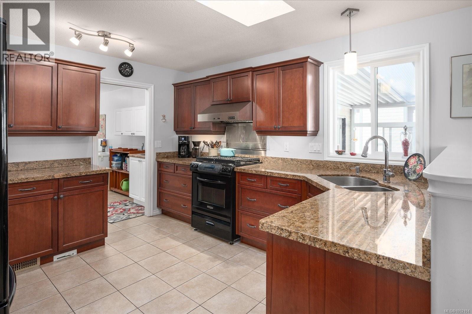 4025 Magnolia Dr - 11