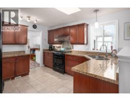 Living room - 4025 Magnolia Dr, Nanaimo, BC V9T6B9 Photo 11