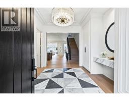 2125 Bowness Road NW - photo 2