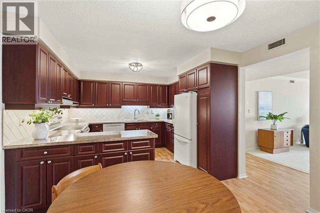 2199 SIXTH Line Unit# 208, Oakville — photo 9
