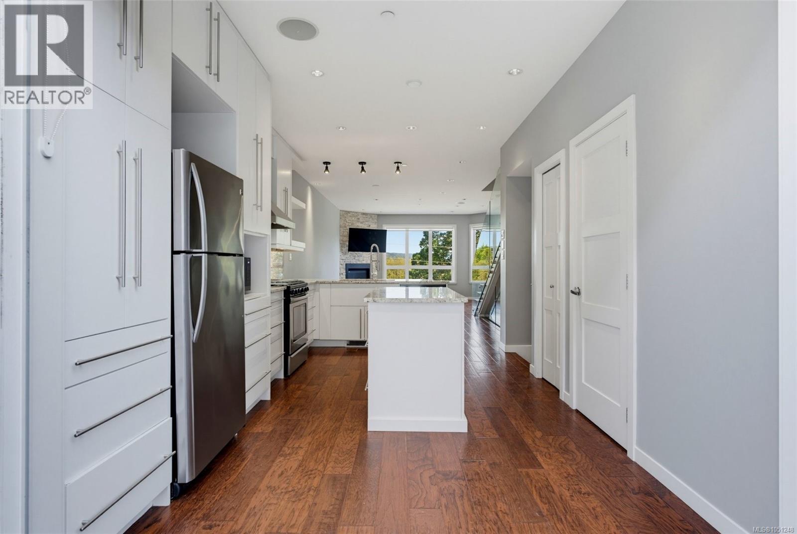 6554 Goodmere Rd, Sooke - Image 1