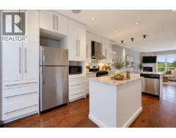 Kitchen - 6554 Goodmere Rd, Sooke, BC V9Z1M2 Photo 11