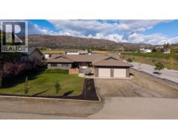 392 Valley Road North, Kelowna