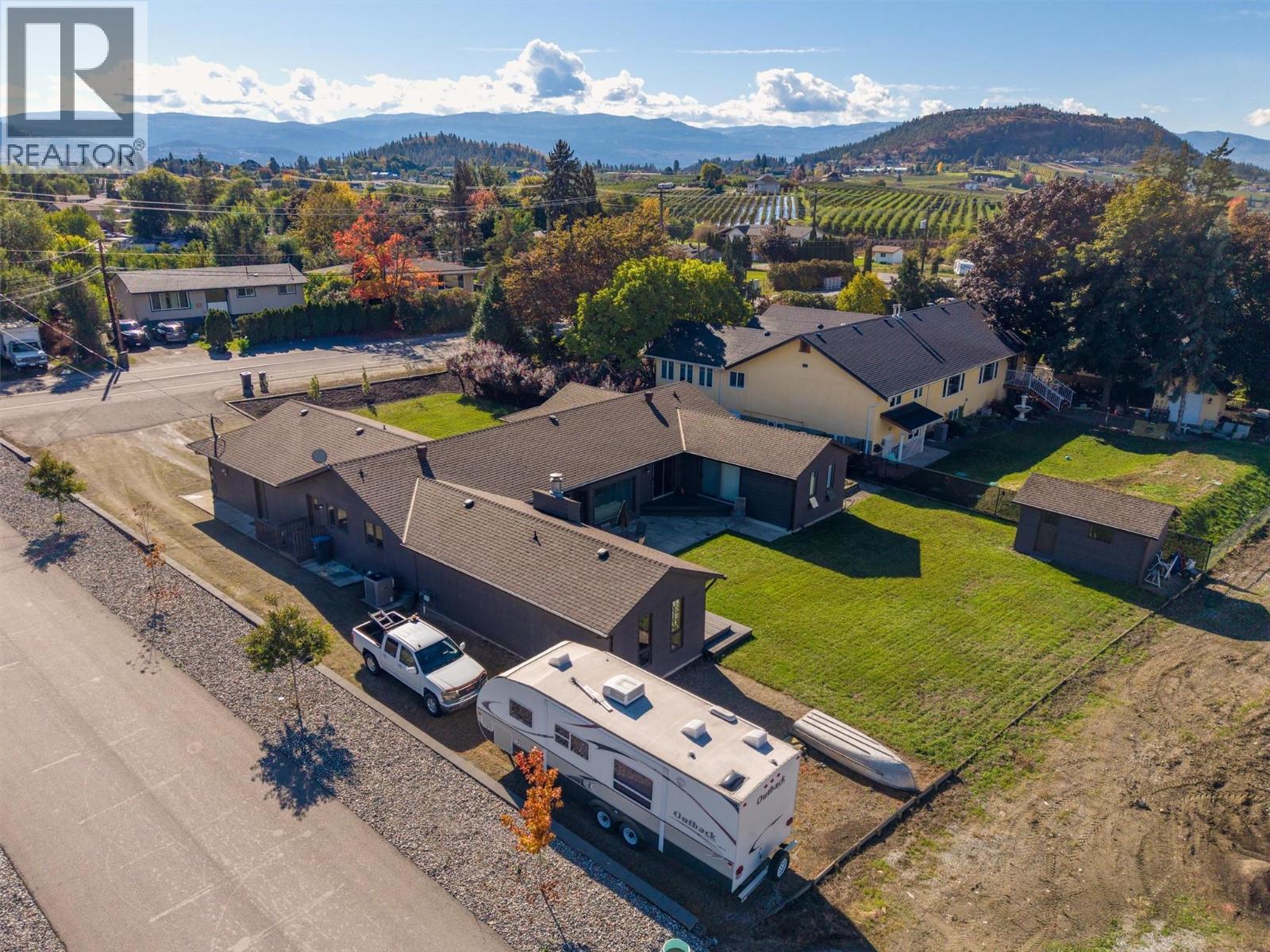 392 Valley Road N, Kelowna