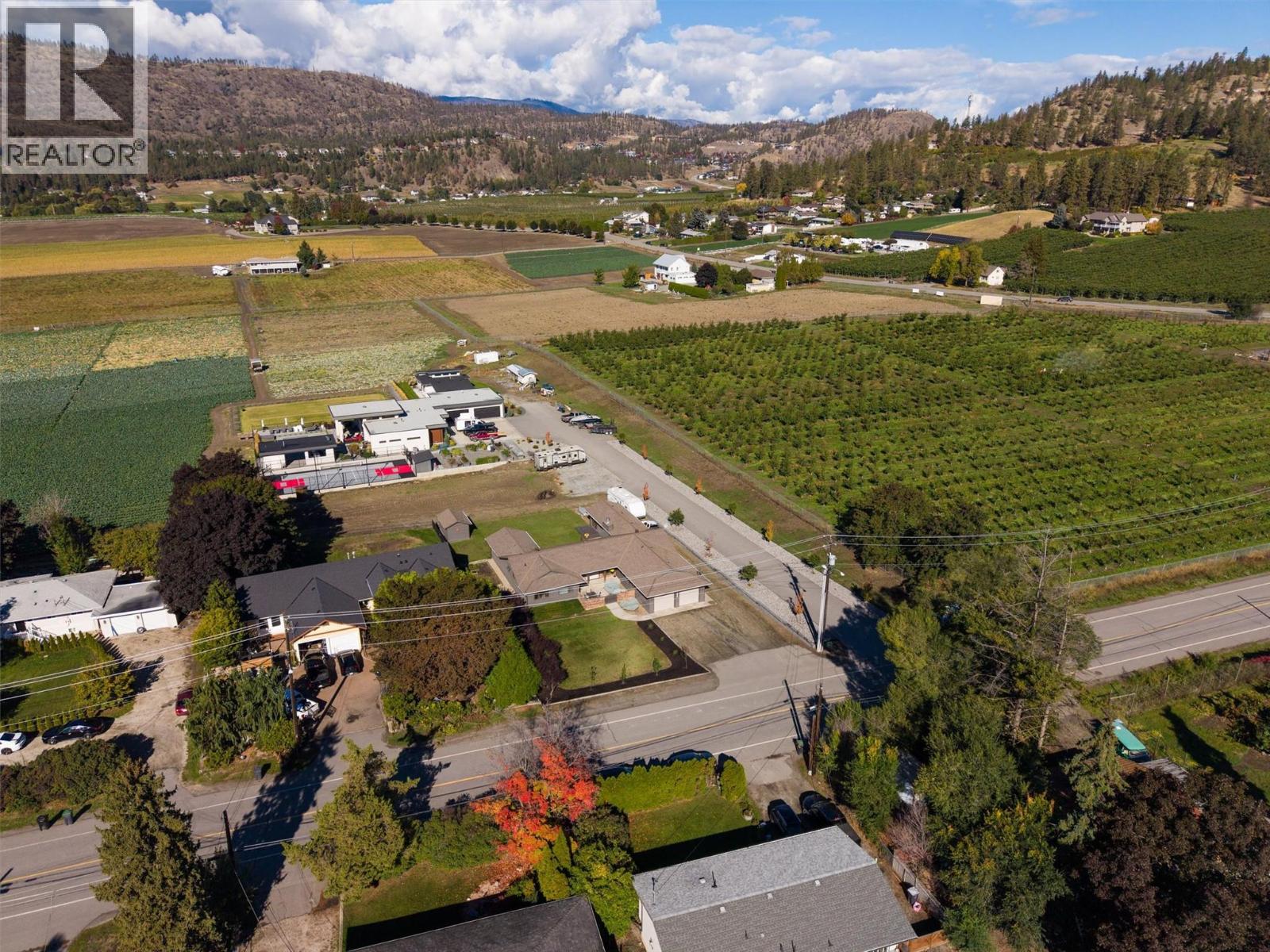 392 Valley Road N, Kelowna