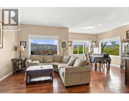 4pc Bathroom - 208 Sagewood Drive, Kamloops, BC V2H1R1 Photo 7