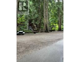 6670 Trans Canada Highway Ne, Salmon Arm, BC V0E1K0 Photo 21