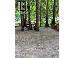 6670 Trans Canada Highway Ne, Salmon Arm, BC V0E1K0 Photo 22